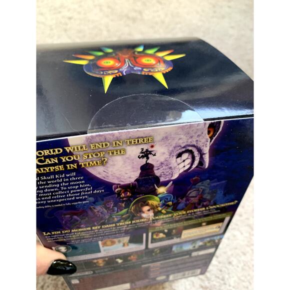 Rare NEW in Box Legend of Zelda Majora's Mask 3D Limited Edition Game + Figure - Picture 4 of 7